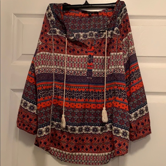 Top - Picture 3 of 4